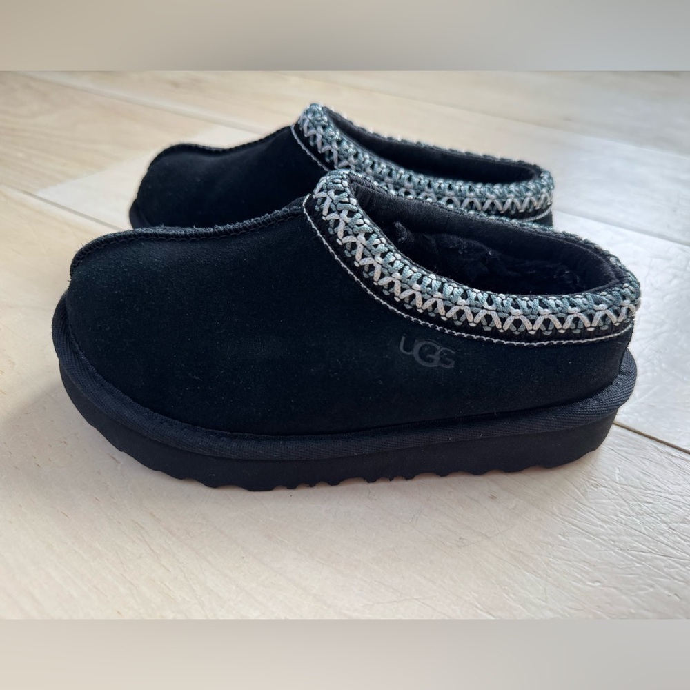 UGG Tasman II